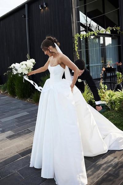 Ball Gown Scoop Neck Heavy Satin Wedding Dress with Pockets AB05060204