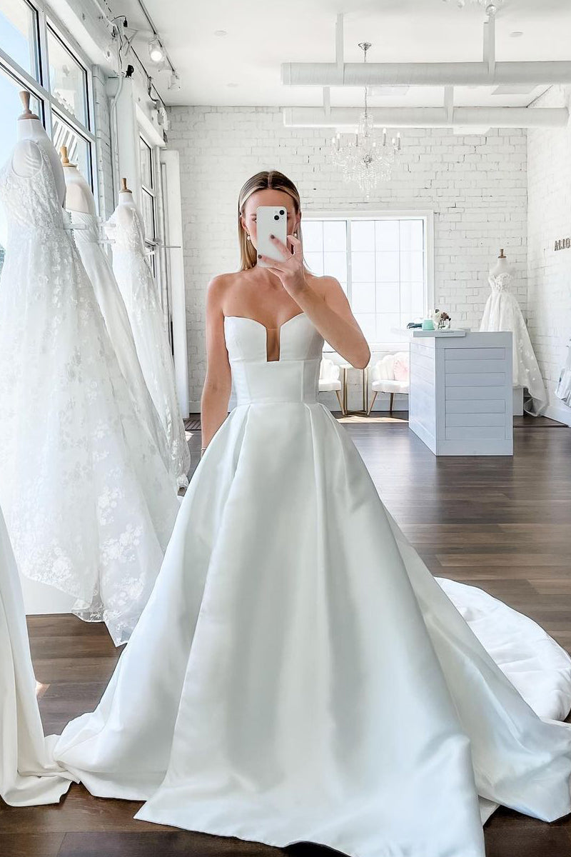 Satin Wedding Dress Ball-Gown Princess Elegant Sweetheart Neckline Sweep Train