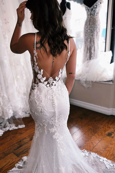 Charming Mermaid V Neck Lace Wedding Dresses with Appliques AB040403