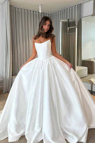 Stunning Strapless A-Line Wedding Dresses with Train AB4051105