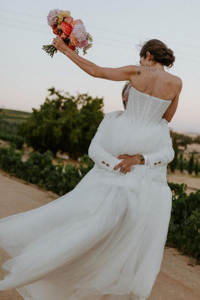 Fashion A Line Strapless Tulle Wedding Dress AB26061514