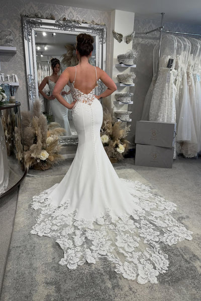 Elegant Mermaid V Neck Elastic Satin Wedding Dress with Appliques AB26060101