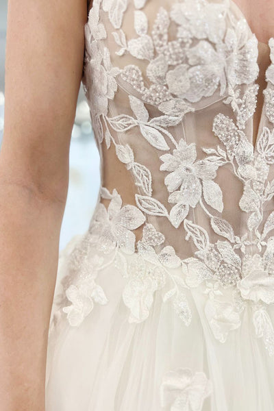 Fairy Ball Gown V Neck Tulle Wedding Dresses with Appliques AB070405