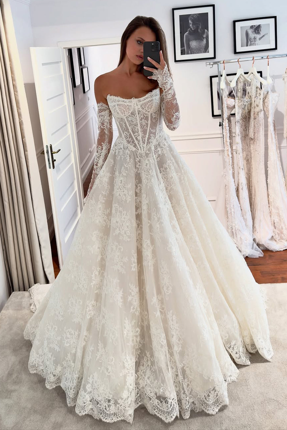 Romantic Scoop Neck Lace Tulle Long Wedding Dress AB25093003