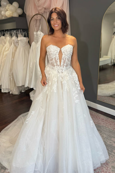 A Line Sweetheart Tulle Wedding Dress with Appliques AB26102107