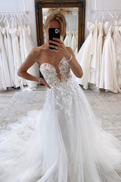 Fashion Ball Gown Sweetheart Tulle Wedding Dresses with Appliques AB102705