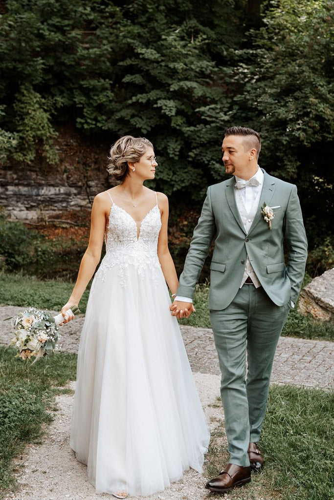 Bohemian Fairy A Line V Neck Tulle Long Beach Wedding Dresses with Appliques AB24102202 Anniebride Bohemian Fairy A Line V Neck Tulle Long Beach Wedding Dresses with Appliques AB24102202 Anniebride