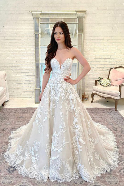 Charming Ball Gown Strapless Lace Tulle Champagne Wedding Dresses AB081806