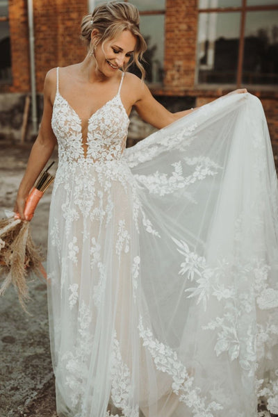 Elegant A Line V Neck Tulle Lace Wedding Dresses AB083002