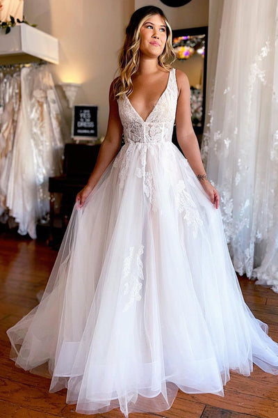Charming A Line V Neck Tulle Beach Wedding Dresses with Appliques AB100201