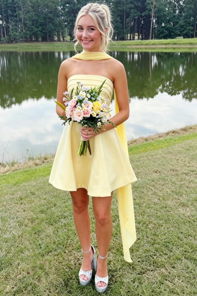 Yellow A-Line Strapless Pleats Satin Short Homecoming Dress