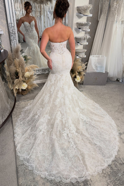 Elegant Mermaid Sweetheart Lace Wedding Dress with Appliques AB26070707
