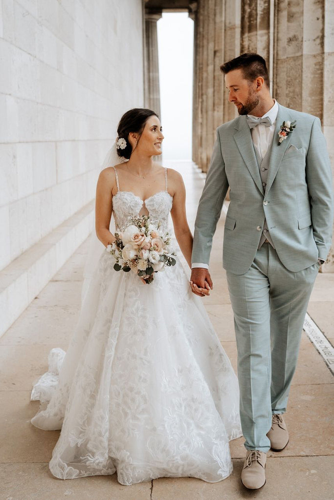 Fairy Ball Gown Sweetheart Tulle Long Beach Wedding Dresses with Appliques AB24102203 Anniebride Fairy Ball Gown Sweetheart Tulle Long Beach Wedding Dresses with Appliques AB24102203 Anniebride