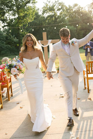 Fairy Mermaid Scoop Neck Satin White Wedding Dress with Appliques AB25082501