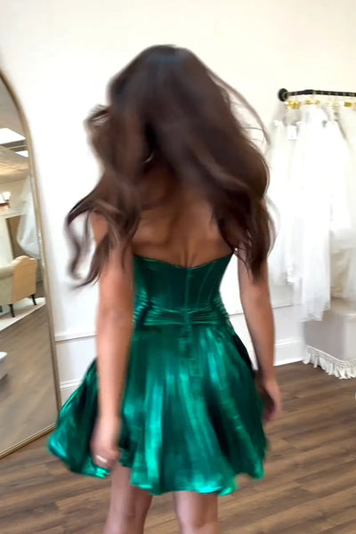 Simple A-Line Sweetheart Green Satin Short Homecoming Dresses AB071804