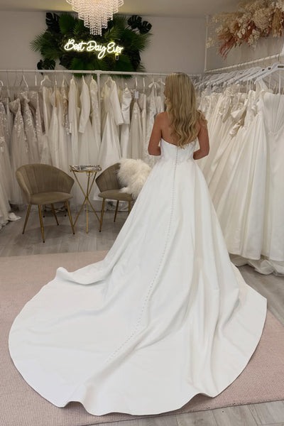 Gorgeous Ball Gown Square Neck Satin Wedding Dress AB26060304