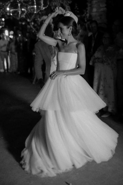Fashion A Line Strapless Tulle Wedding Dress AB26061514