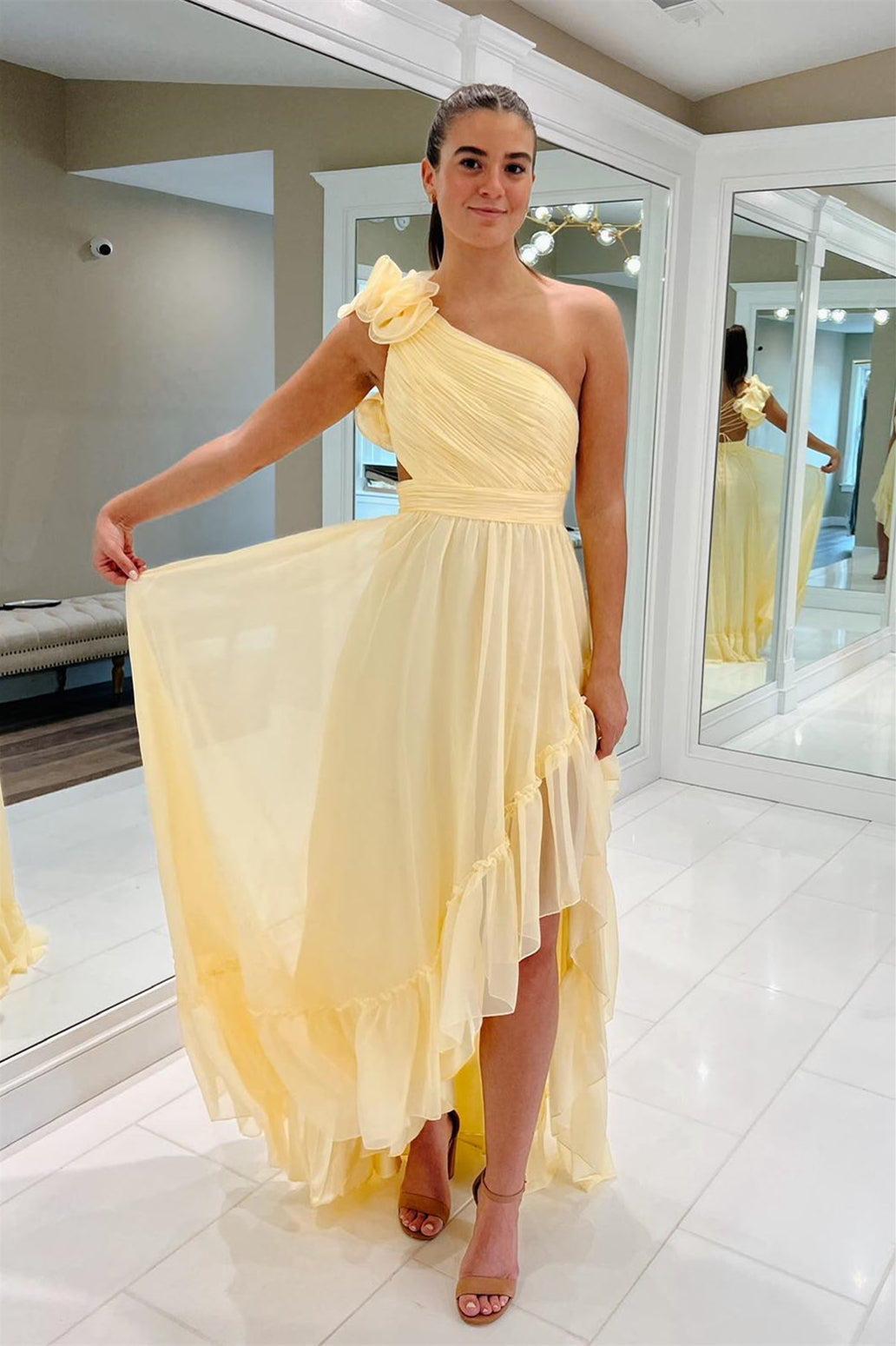 Ishmael | Light Yellow A-line One Shoulder Lace-Up Pleated Ruffle High Anniebride Ishmael | Light Yellow A-line One Shoulder Lace-Up Pleated Ruffle High Anniebride